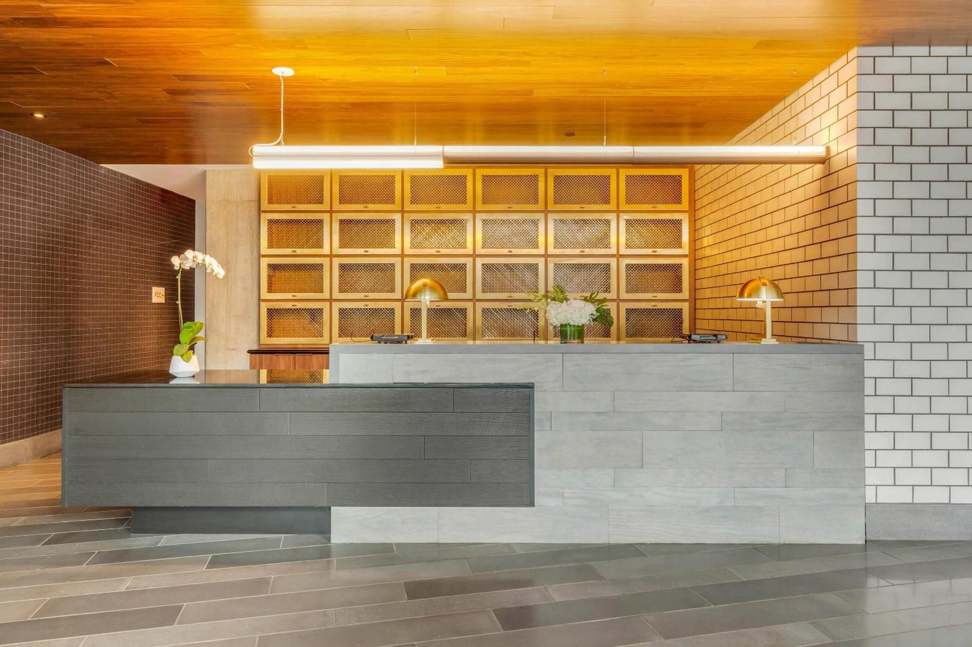 Cambria Downtown - Seaport Hotel Boston