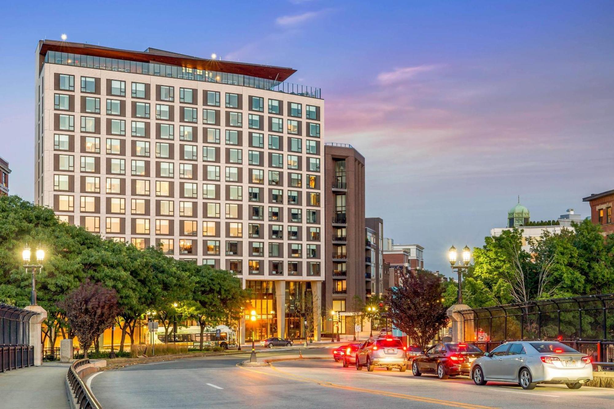 Hotel Cambria Downtown - Seaport